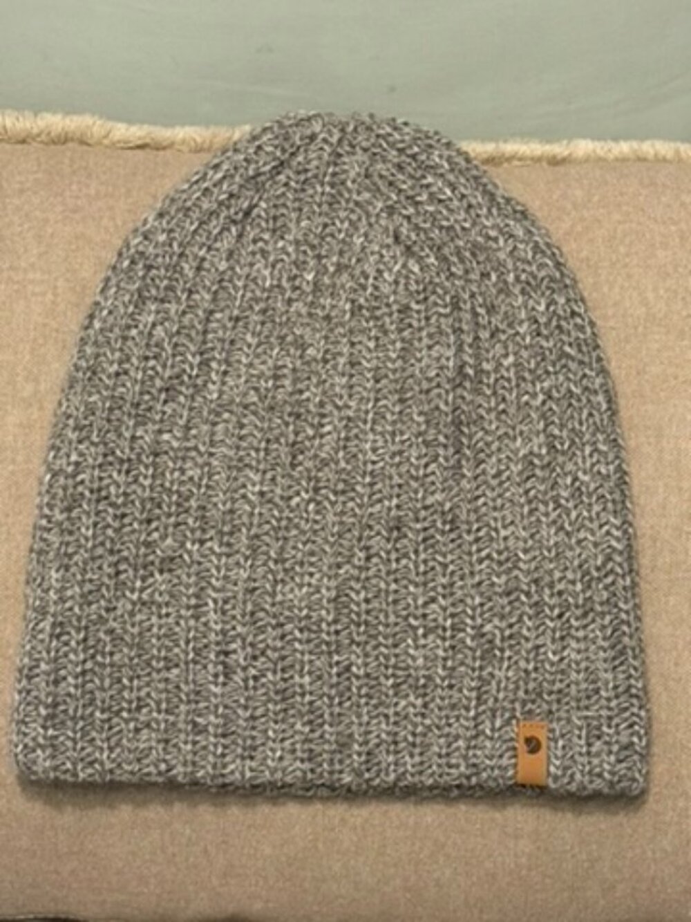 Fjallraven Ovik Melange Ribbed Knit Beanie Heather Gray Unisex NWOT